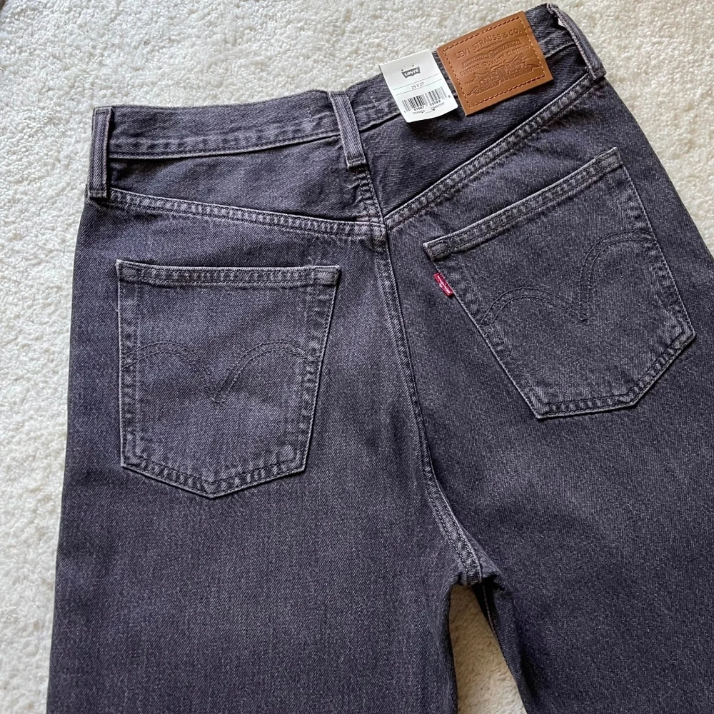 NWT Levi's Premium Ribcage Straight Ankle Women's Jeans Tinted Sky Size 29/27 - Picture 8 of 14